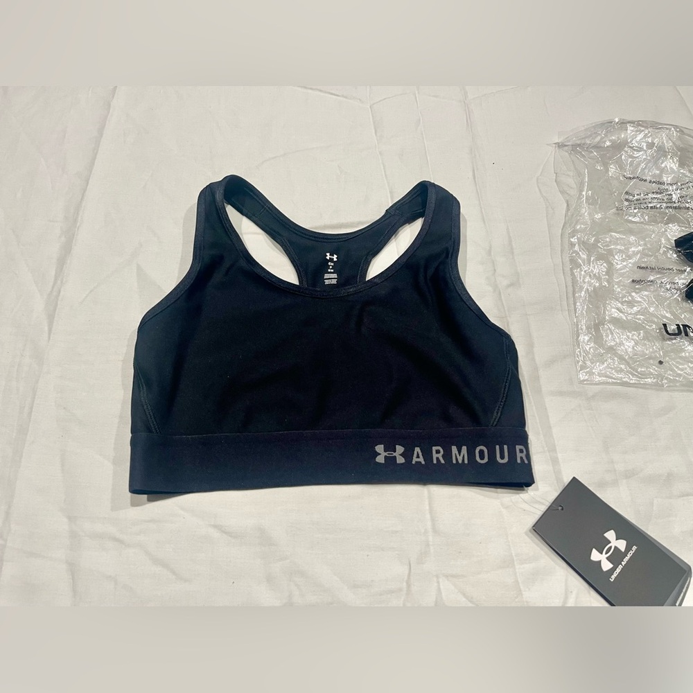 🖤NEW Under Armour Compression Medium Support Sports Bra Women’s Size Small NWT